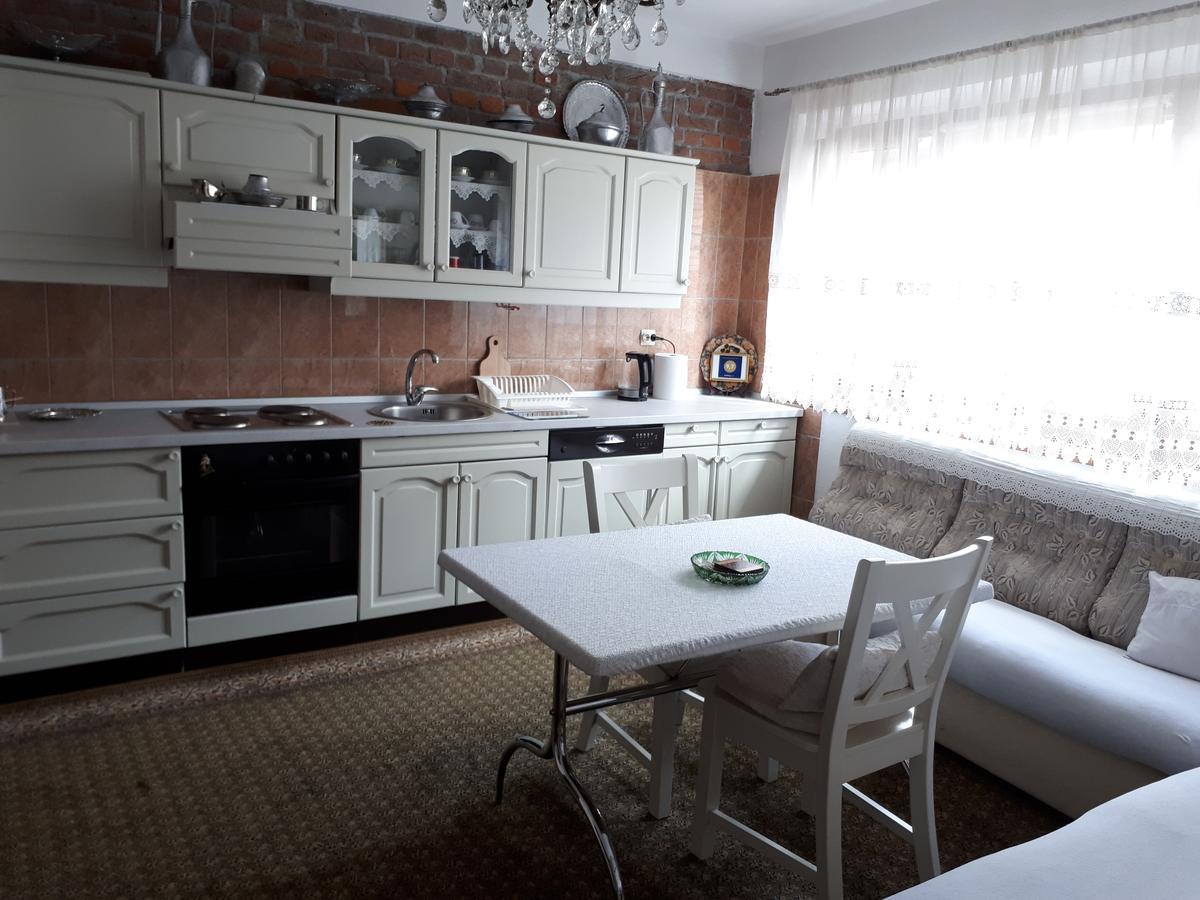 Apartment Sun Visoko Zewnętrze zdjęcie